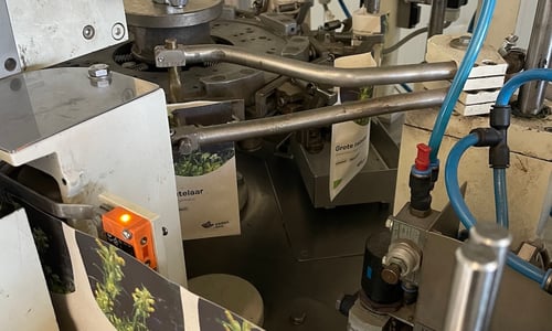 Nieuwe zadenzakjes in productie