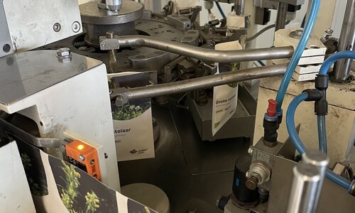 Nieuwe zadenzakjes in productie